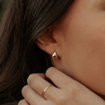 Load image into Gallery viewer, Gemma Chunky Studs
