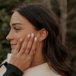 Load image into Gallery viewer, Izzy Earrings
