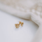 Load image into Gallery viewer, Sea Shell Studs
