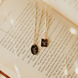 Holly Necklace